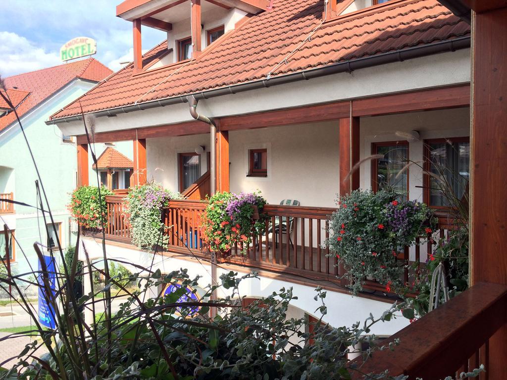 Garni Hotel Zvon Zrece Ngoại thất bức ảnh